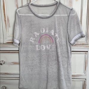 Featherweight “Radiate Love” tee